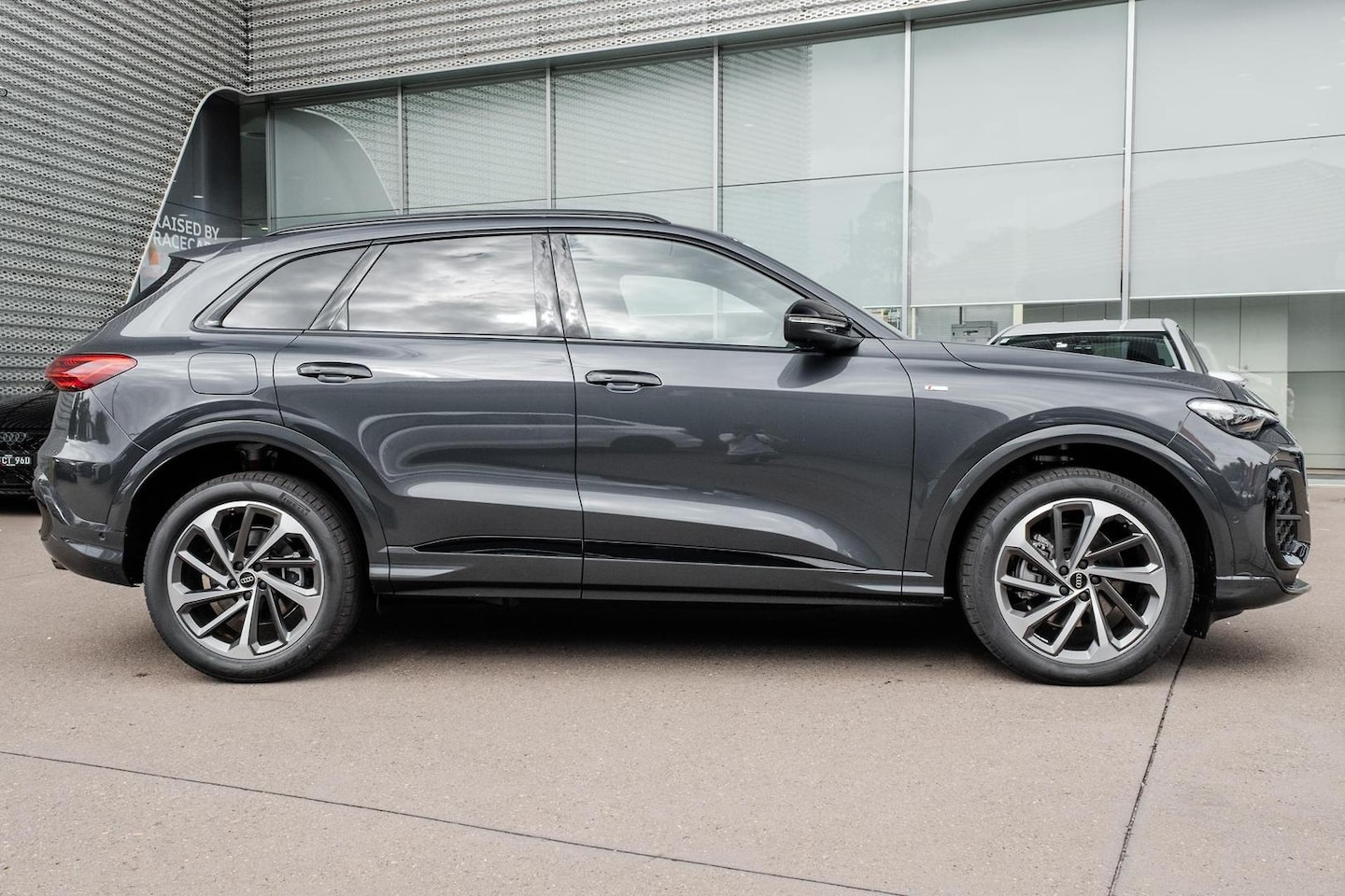 Image about Audi Q5 Sportback TFSI 150 kW