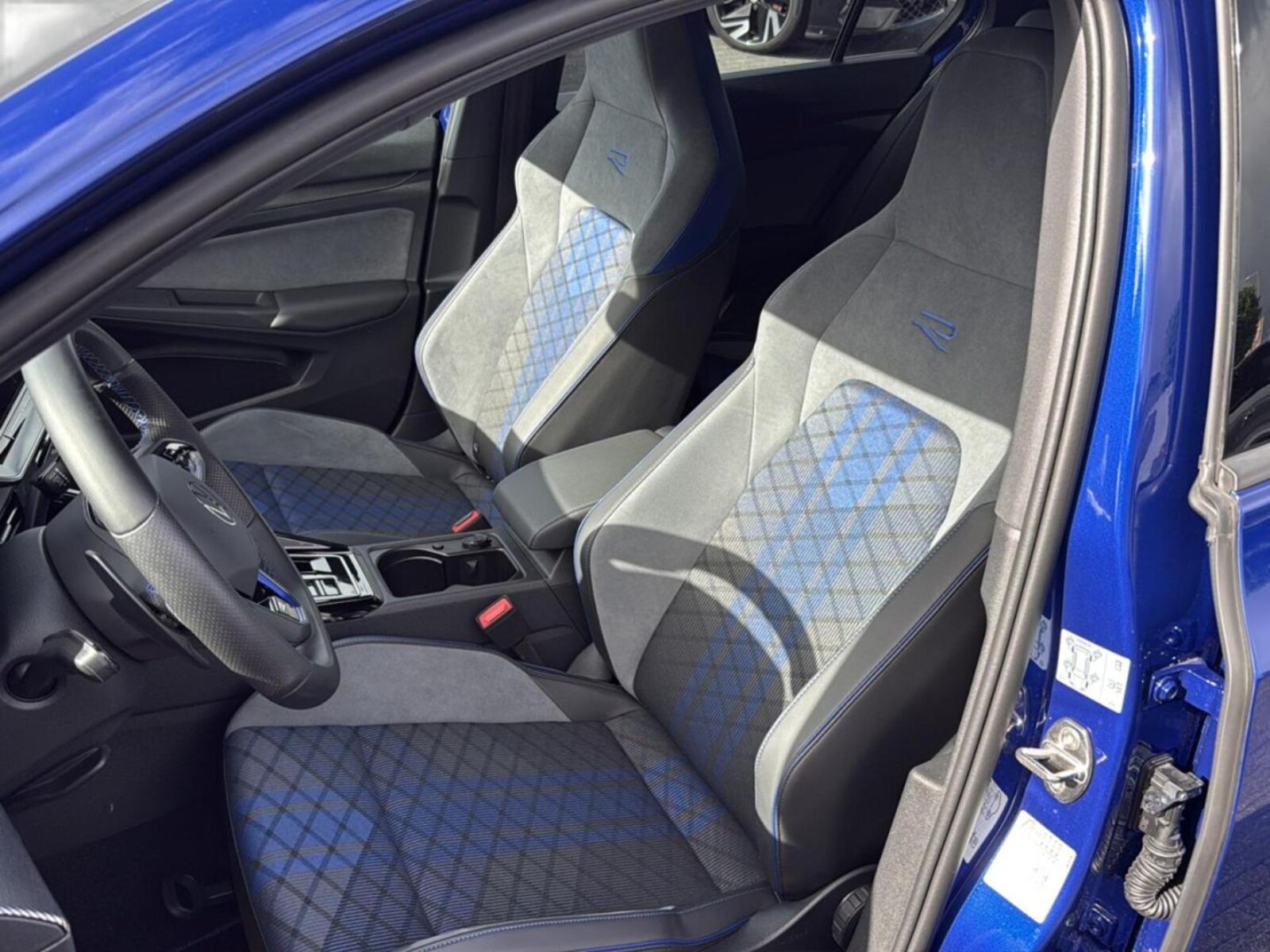 Volkswagen Golf – Bild 7