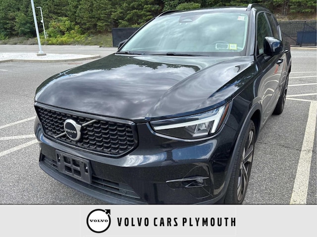 2023 Volvo XC40