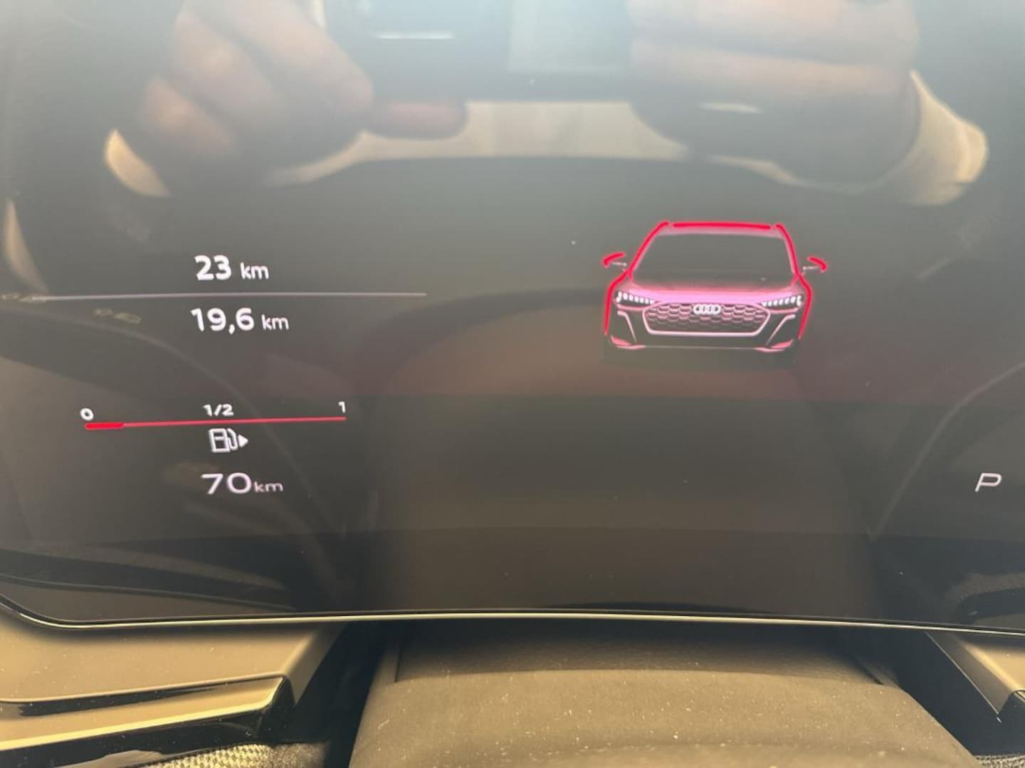 Bild über Audi A5 Avant TDI quattro 150 kW S tronic - für weitere Informationen kontaktieren Sie den Audi Partner