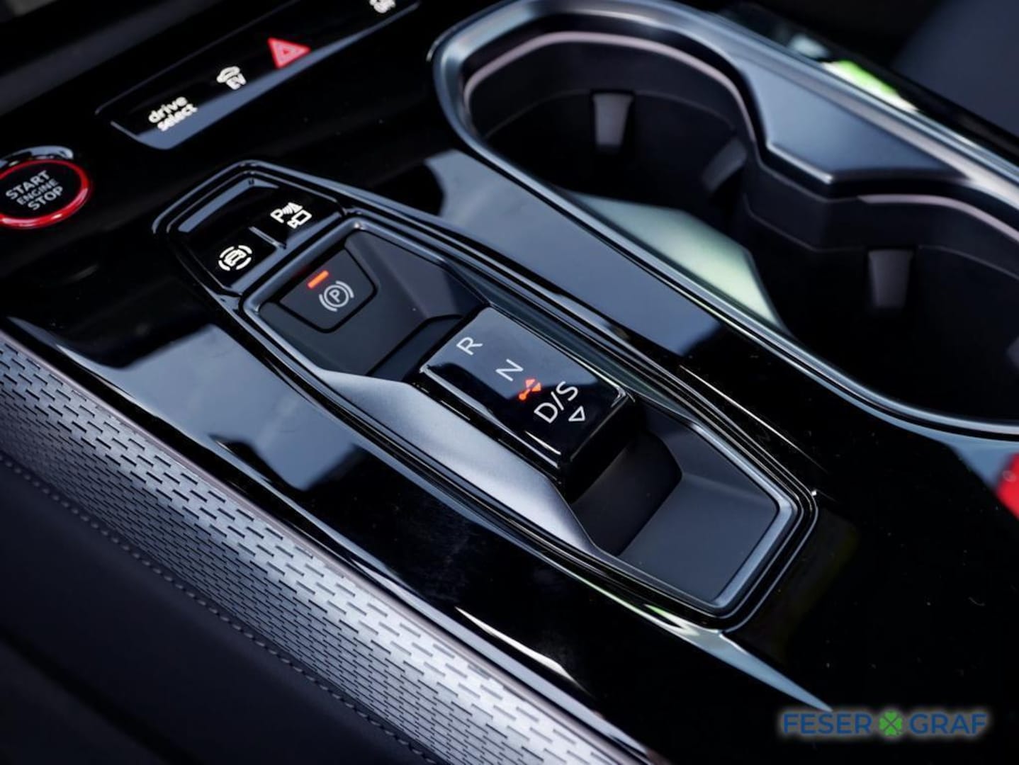 Bild über Audi A6 Avant e-hybrid e-hybrid quattro 270 kW S tronic - für weitere Informationen kontaktieren Sie den Audi Partner
