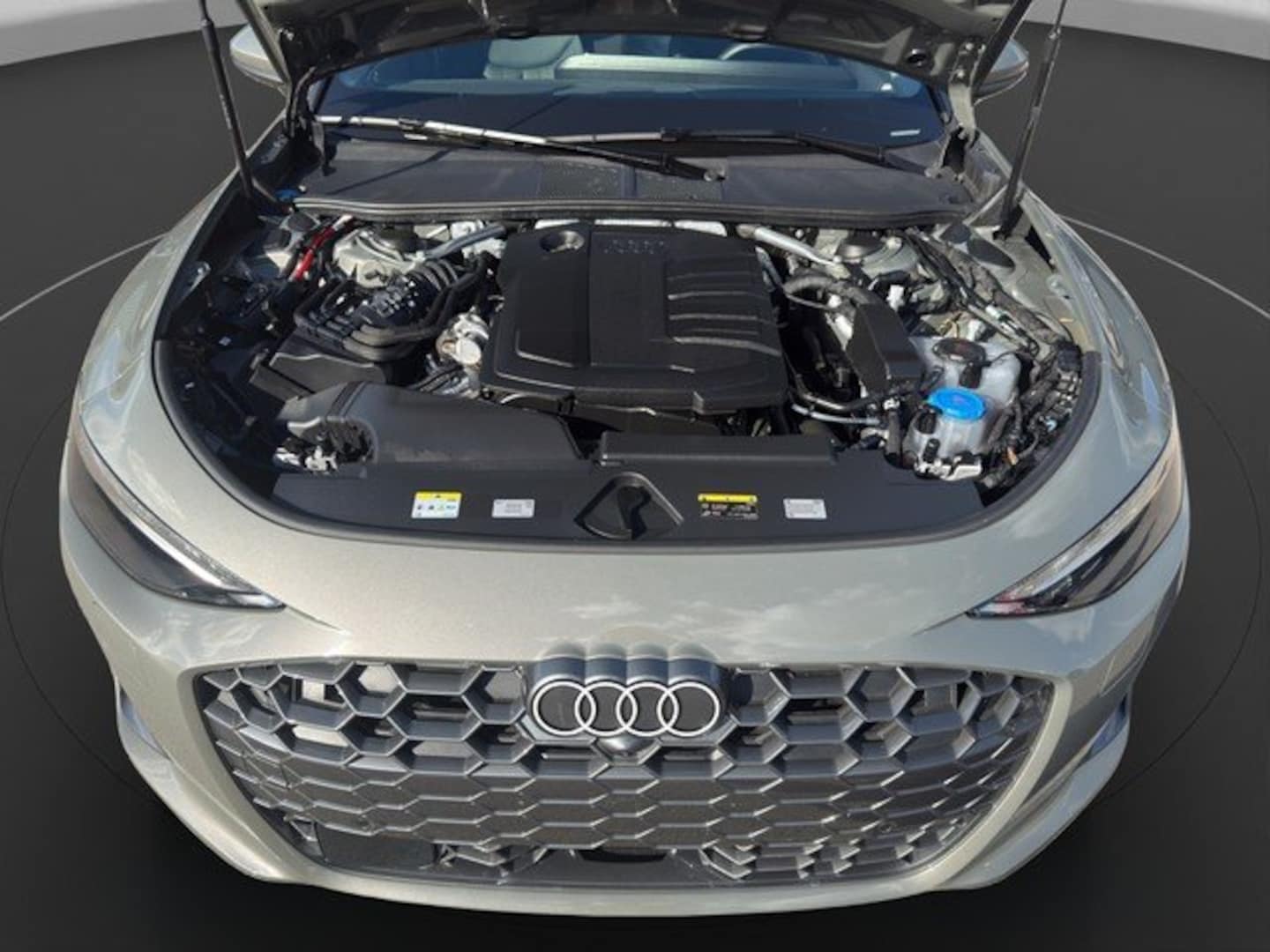 Bild über Audi A6 Avant TDI 150 kW S tronic - für weitere Informationen kontaktieren Sie den Audi Partner