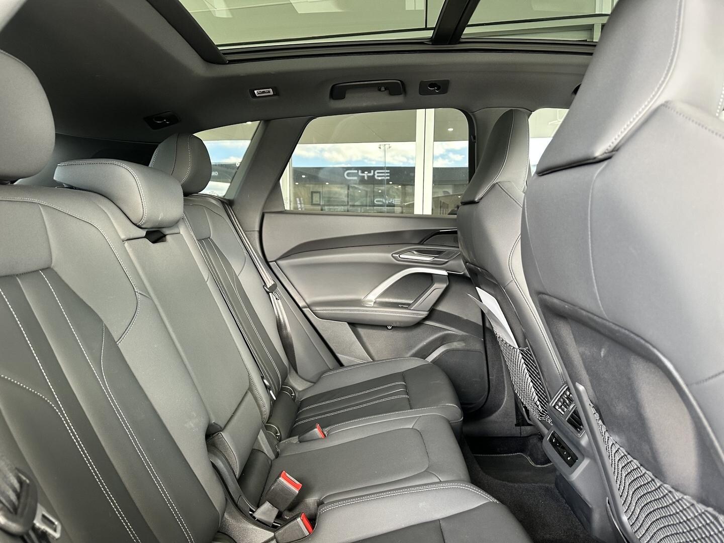 Image about Audi Q5 SUV TFSI quattro 200 kW sport