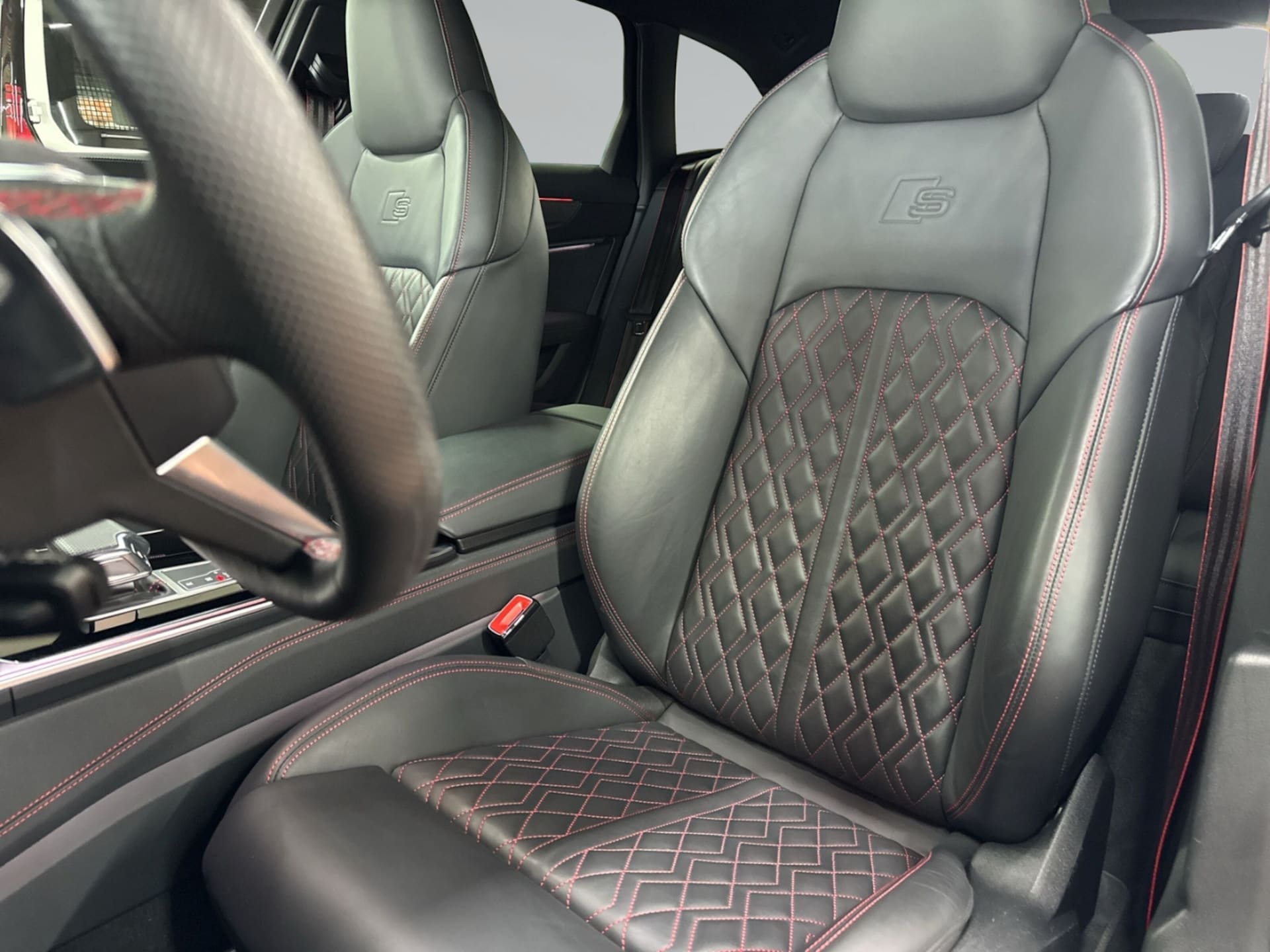 Audi S6 Avant