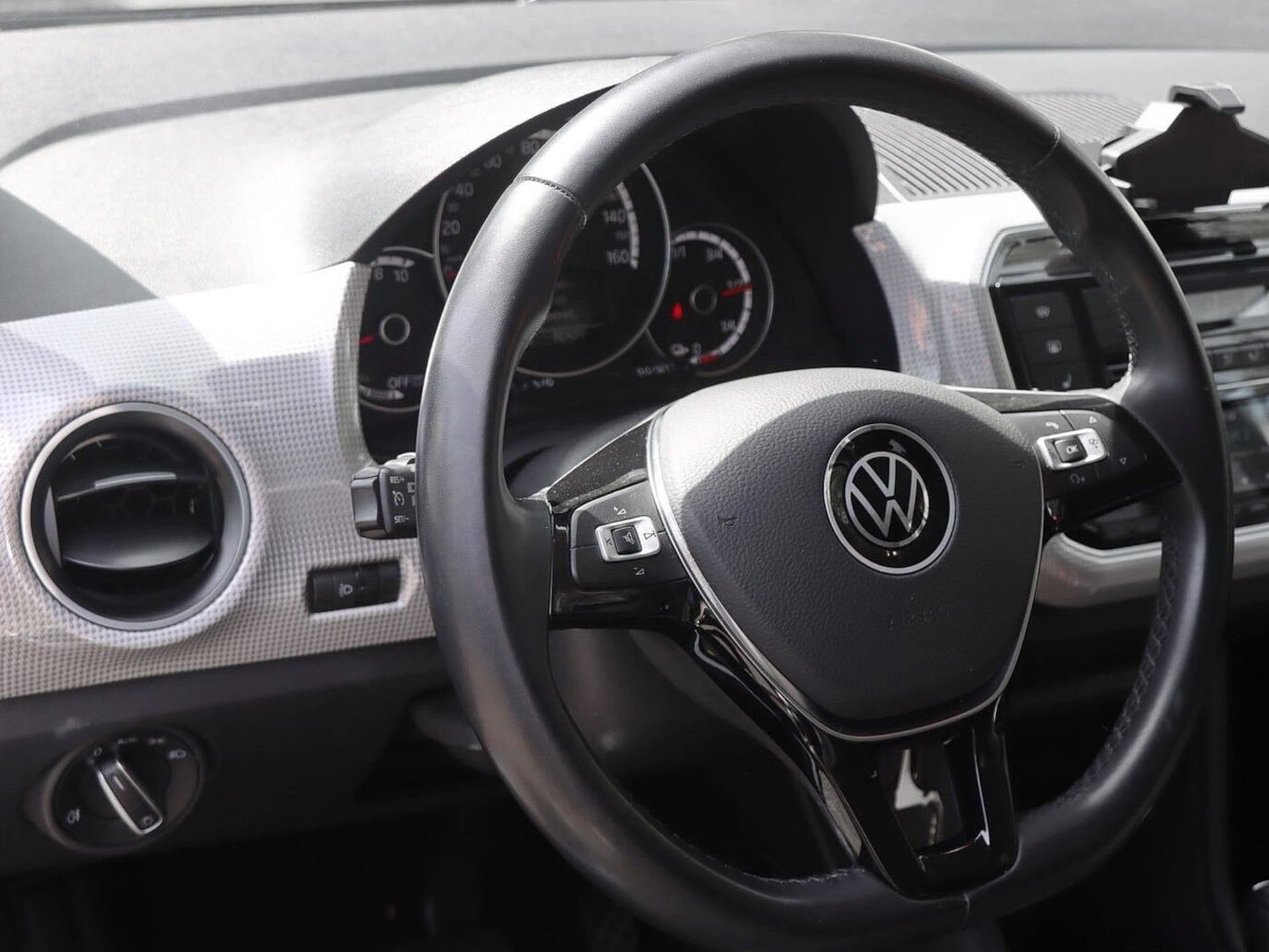Volkswagen e-up! "Max"