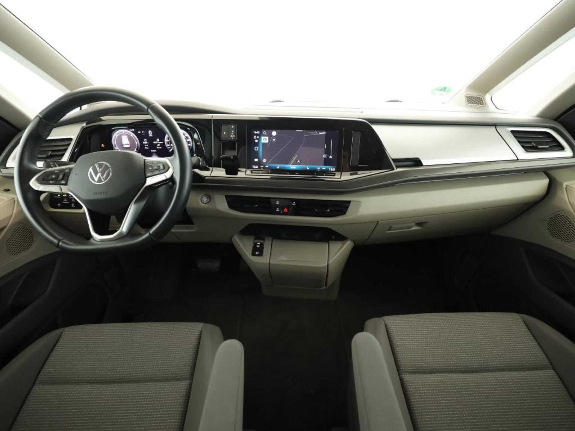 Volkswagen Multivan Langversion Basis-Modell