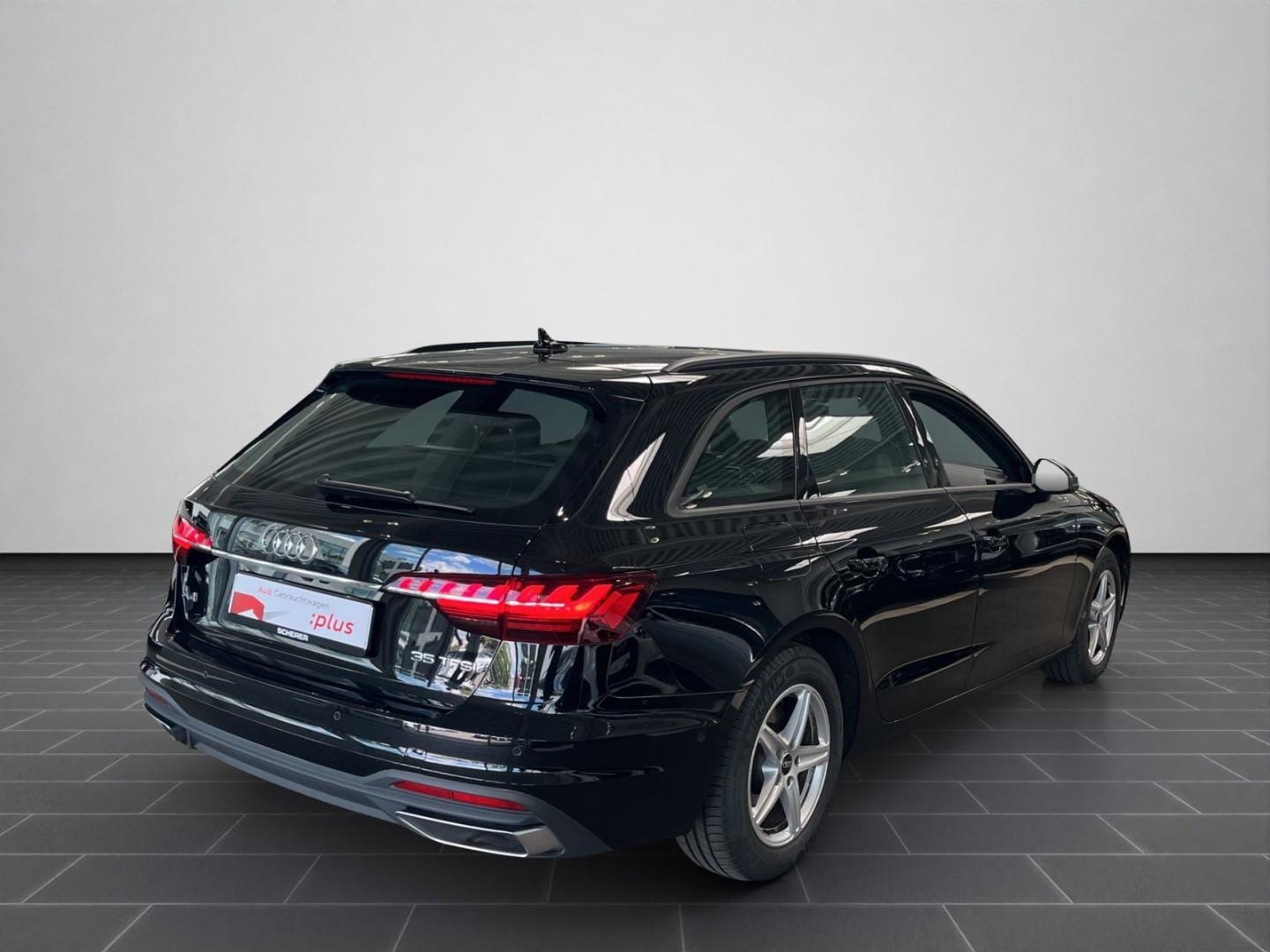 Bild über Audi A4 Avant 35 TFSI S tronic - für weitere Informationen kontaktieren Sie den Audi Partner