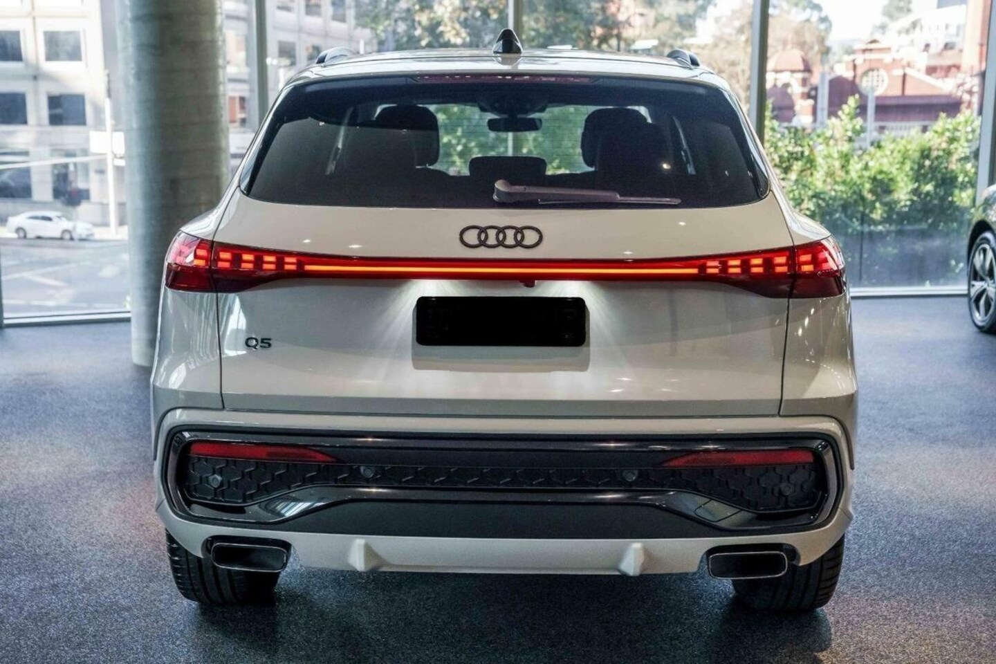 Image about Audi Q5 SUV TFSI 150 kW