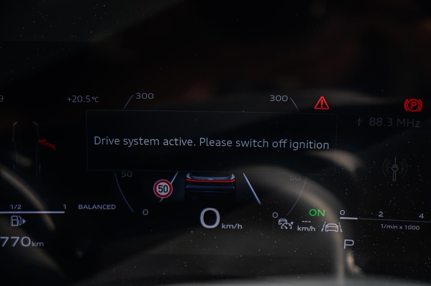 Image about Audi Q5 SUV TDI quattro 150 kW sport