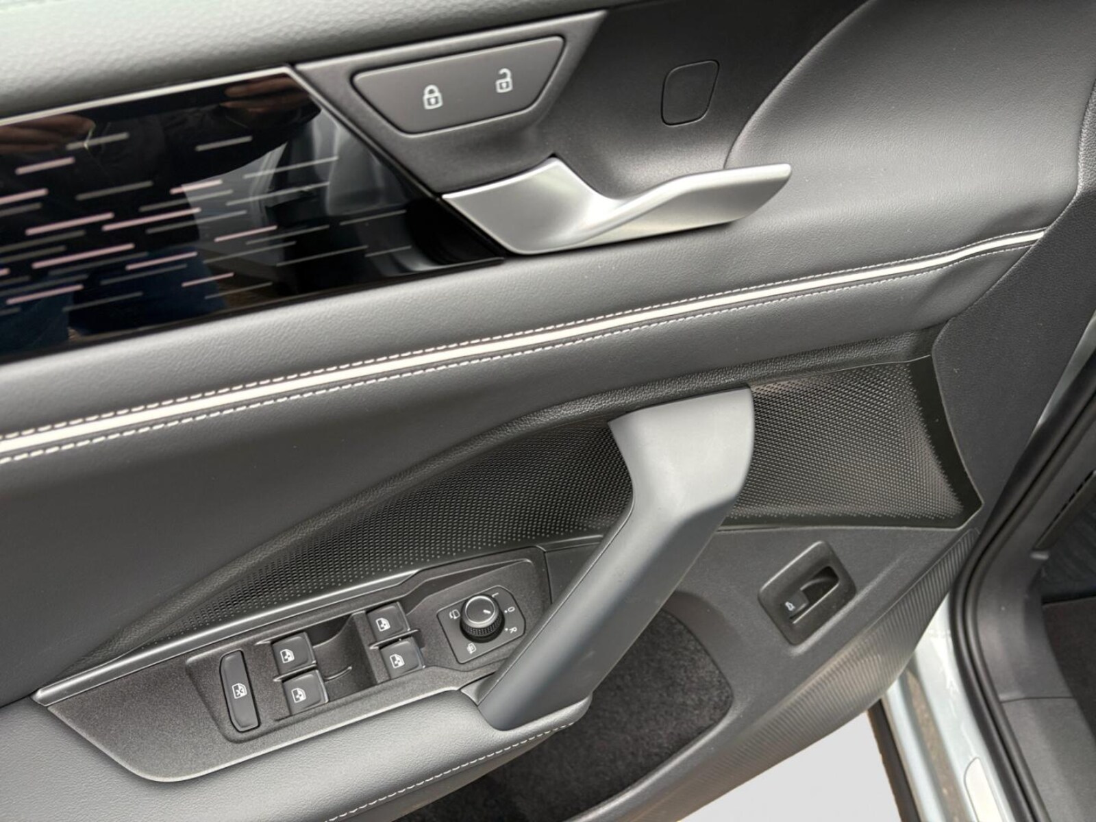 Volkswagen Tiguan – Bild 13