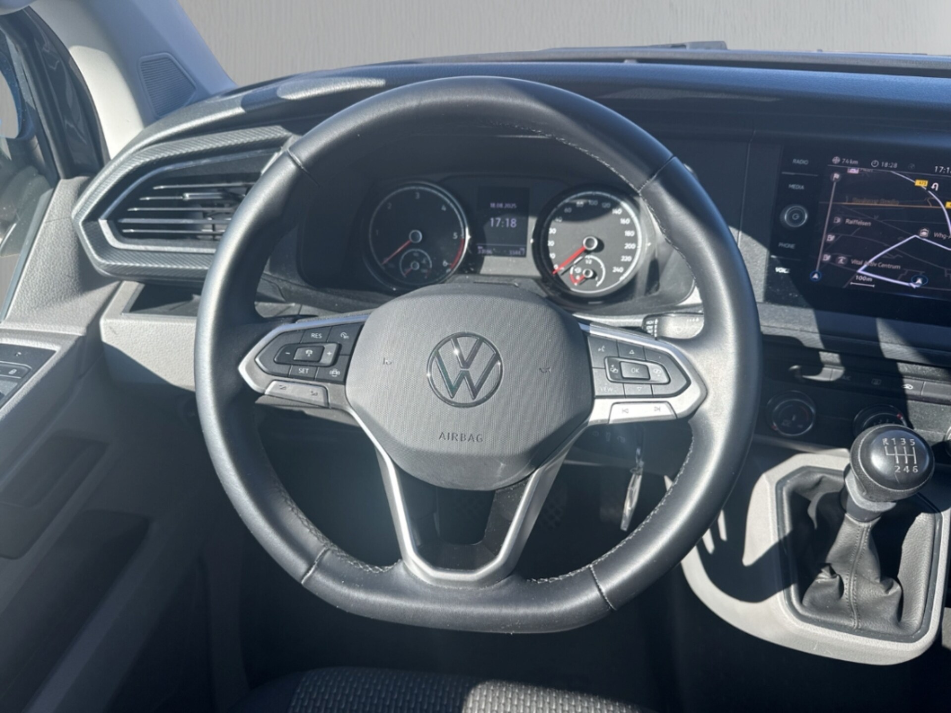 Volkswagen T6.1 Transporter Kombi kurzer Radstand