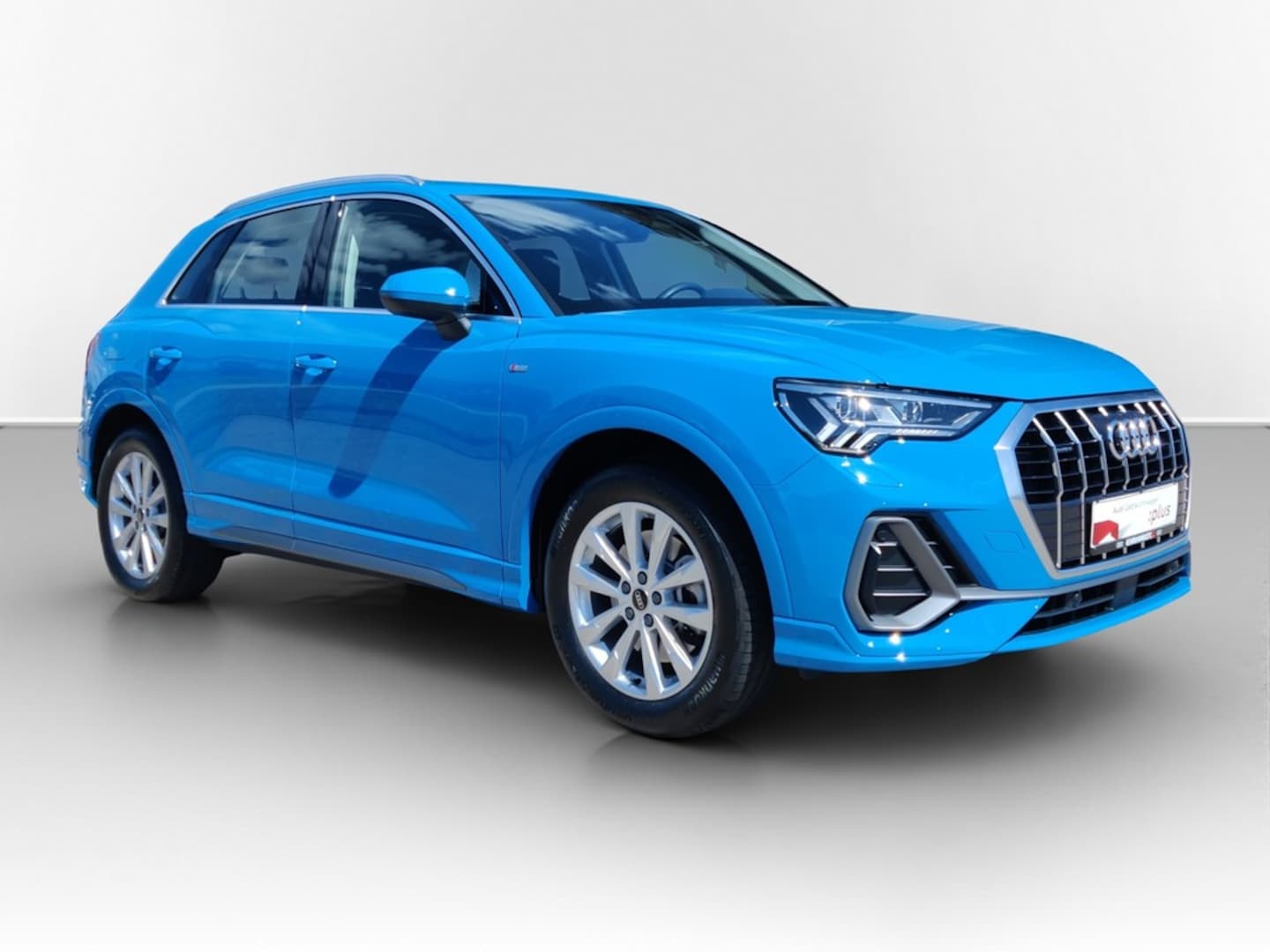 Bild über Audi Q3 S line 45 TFSI quattro S tronic - für weitere Informationen kontaktieren Sie den Audi Partner