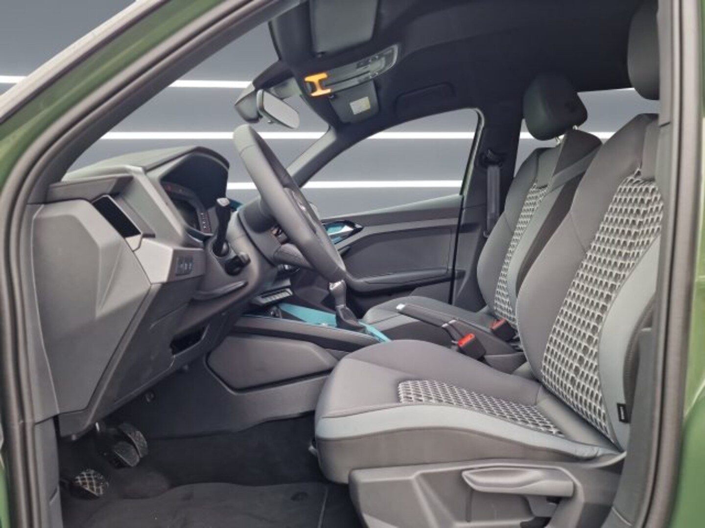 Bild über Audi A1 Sportback S line 30 TFSI Schaltgetriebe - für weitere Informationen kontaktieren Sie den Audi Partner