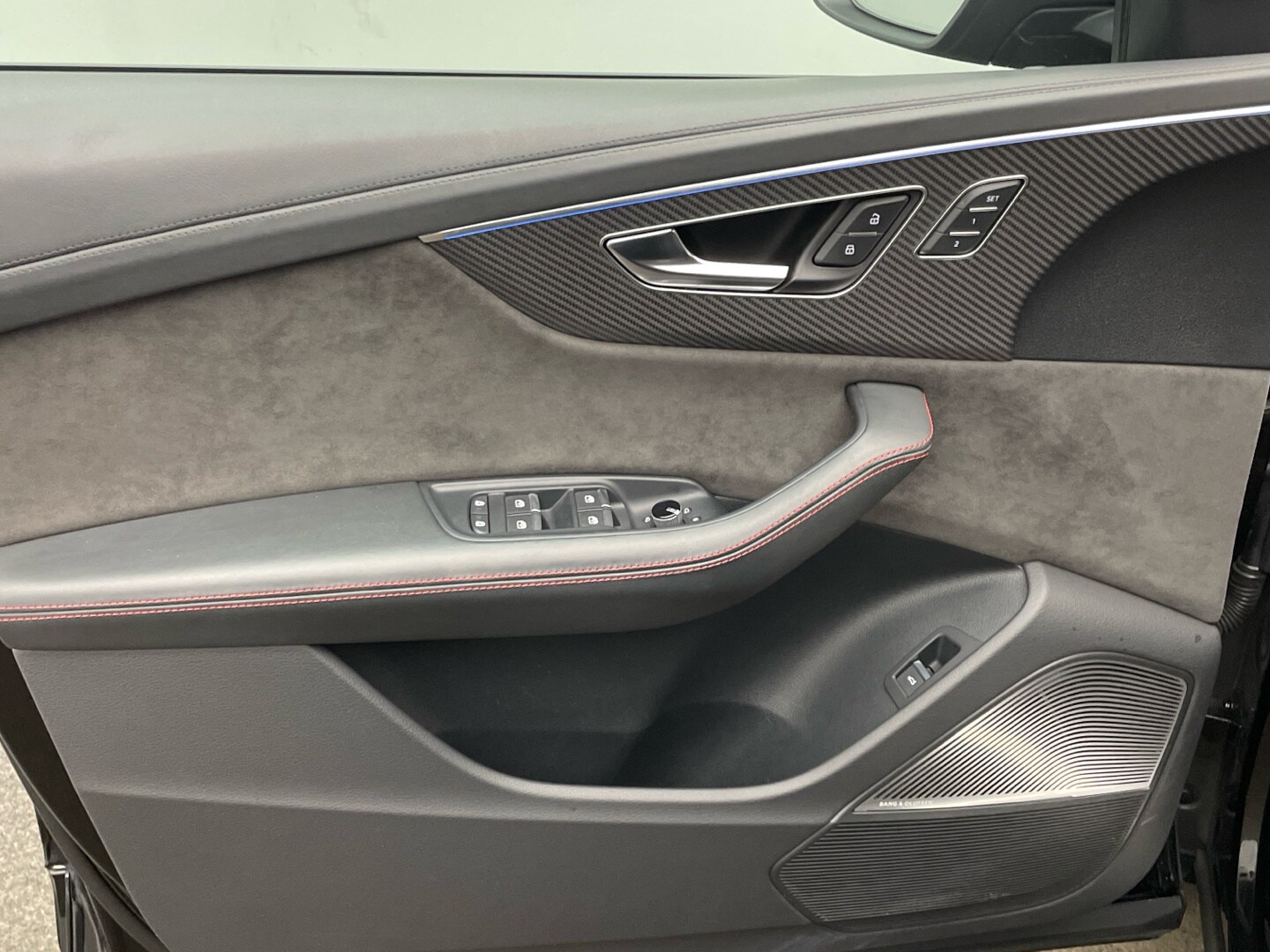 Image about Audi RS Q8 TFSI quattro tiptronic