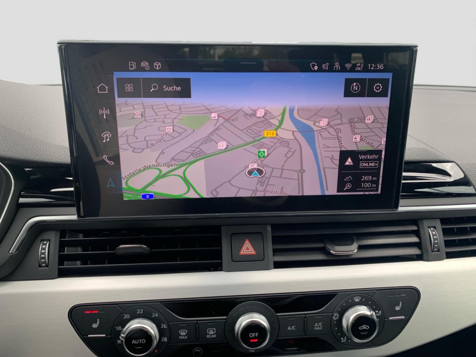 Audi A4 Avant S line