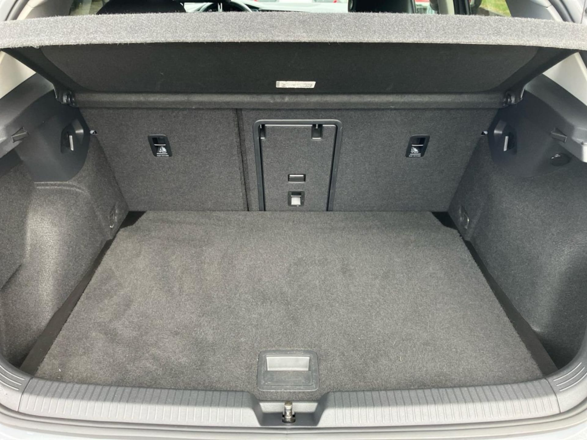 Volkswagen Golf Active