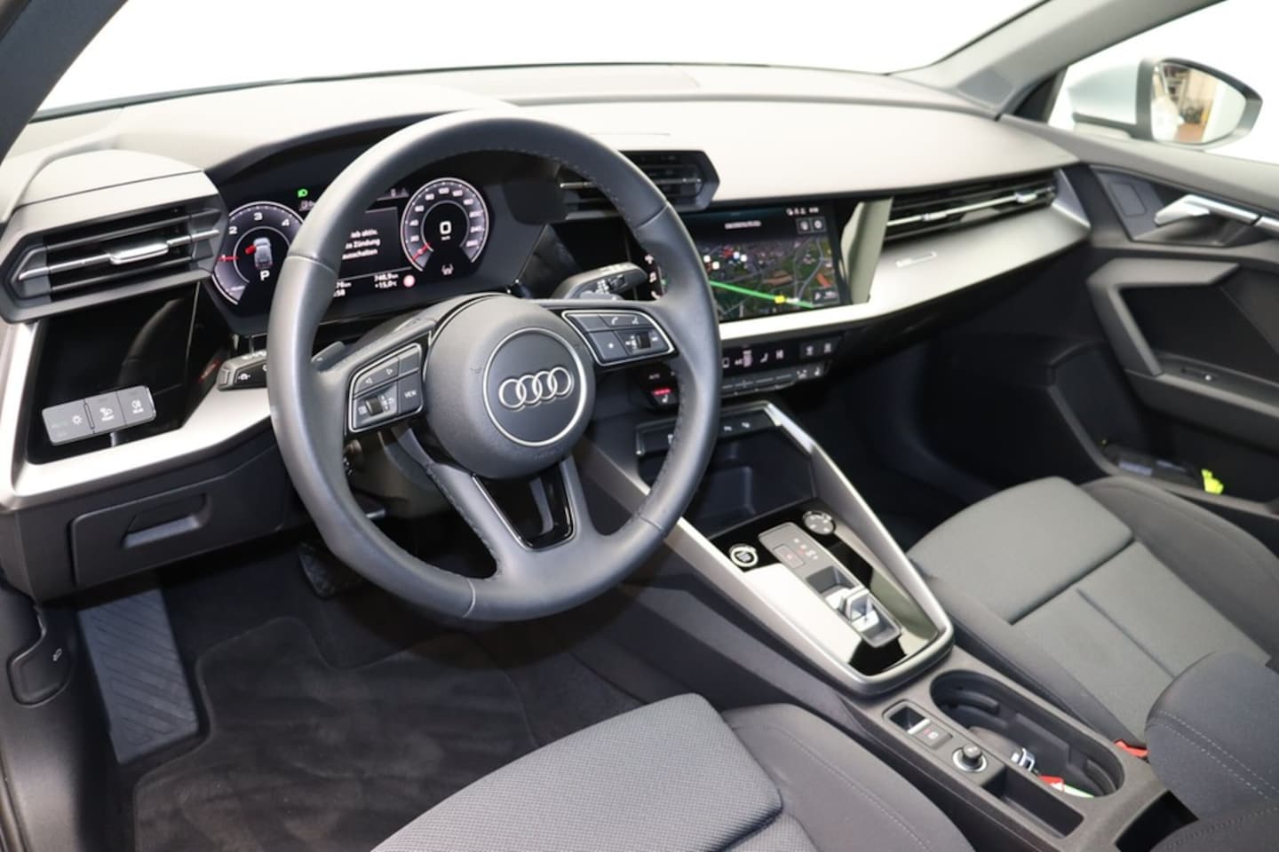 Bild über Audi A3 Sportback advanced 35 TDI S tronic - für weitere Informationen kontaktieren Sie den Audi Partner