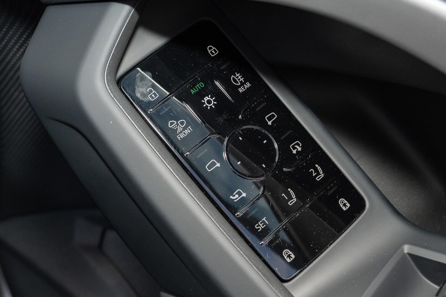 Image about Audi Q5 SUV TFSI quattro 200 kW sport