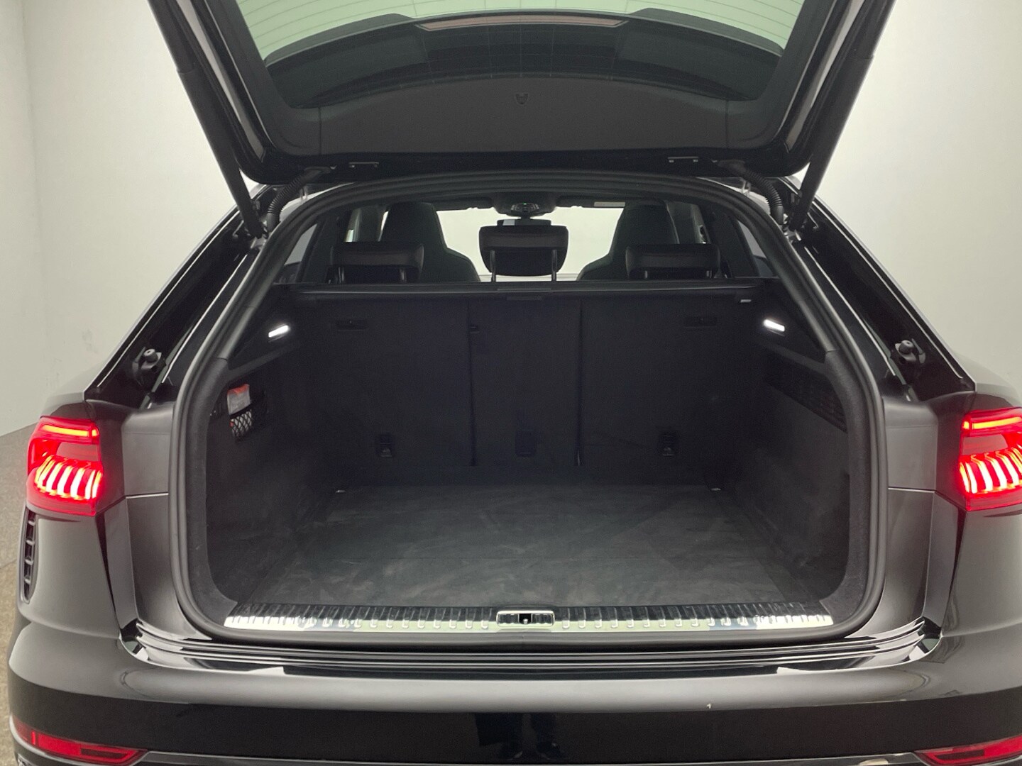 Image about Audi RS Q8 TFSI quattro tiptronic