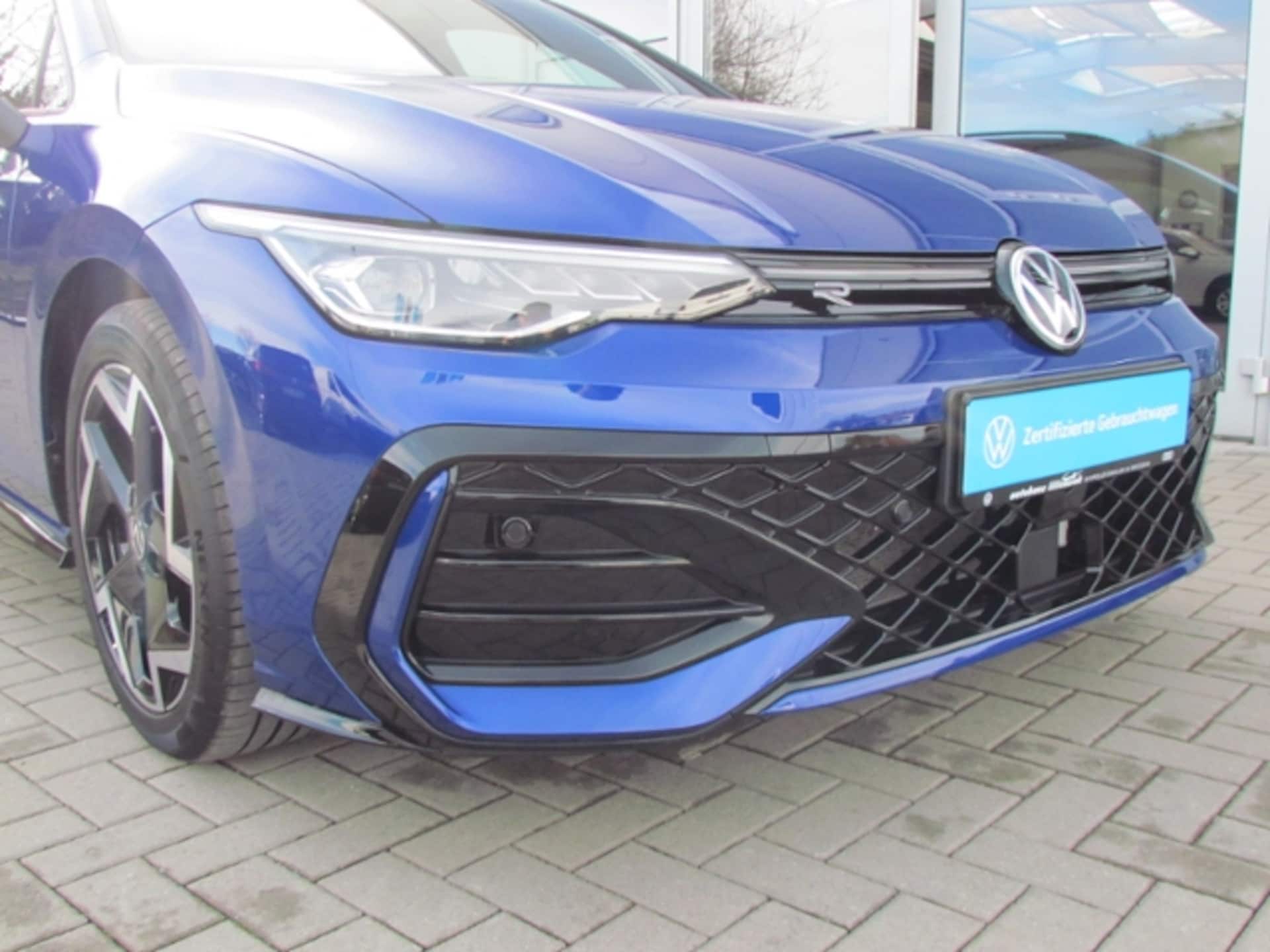 Volkswagen Golf Variant R-Line