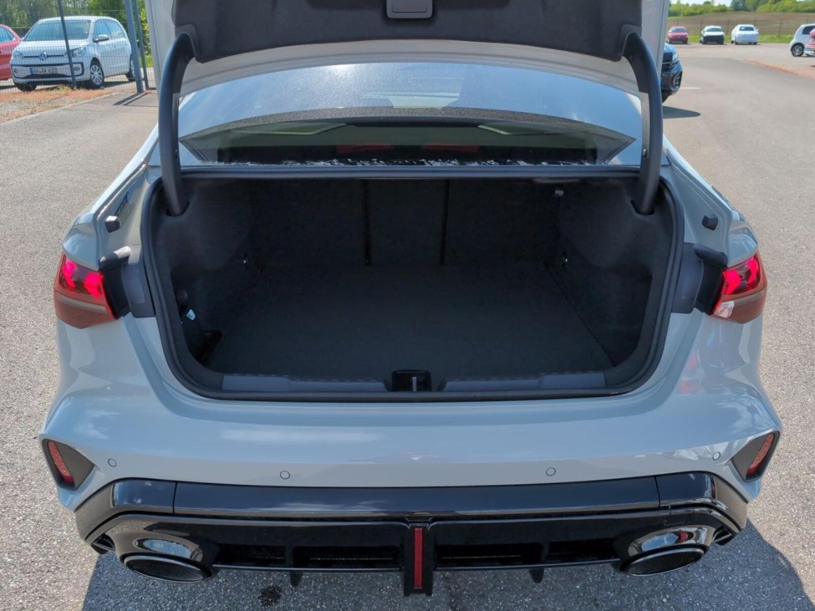 Audi RS 3 Limousine – Bild 12