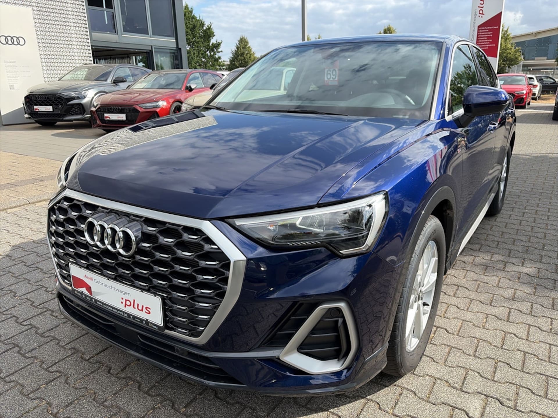 Audi Q3 Sportback S line