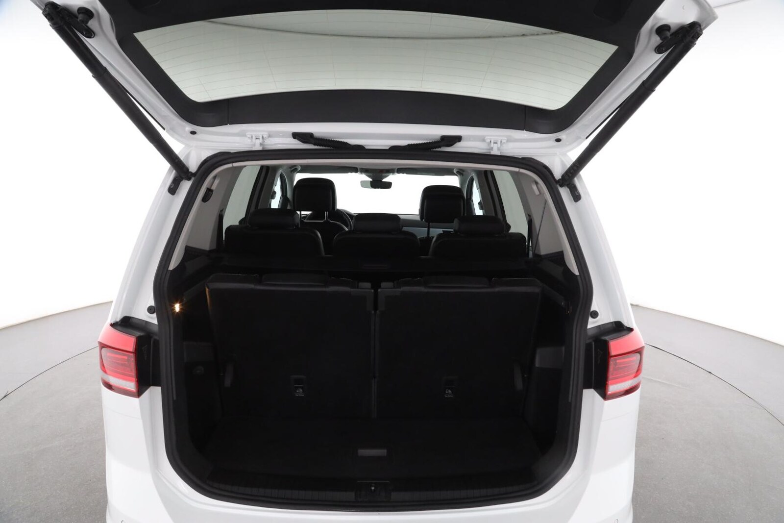 Volkswagen Touran – Bild 10