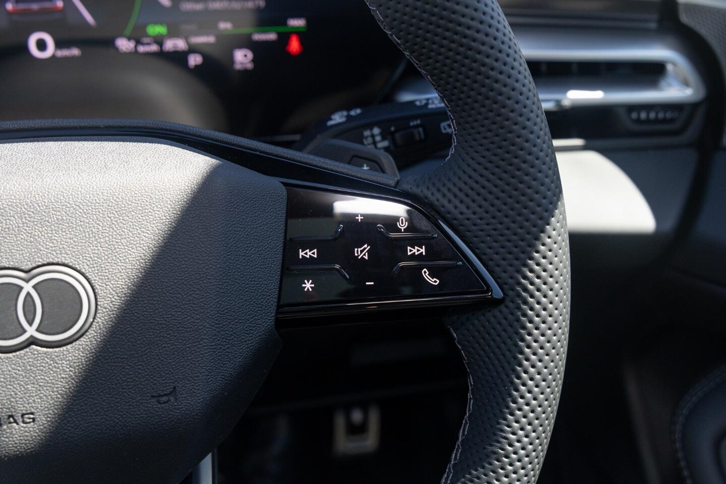 Image about Audi A5 Avant TFSI e e-hybrid quattro 270 kW S tronic