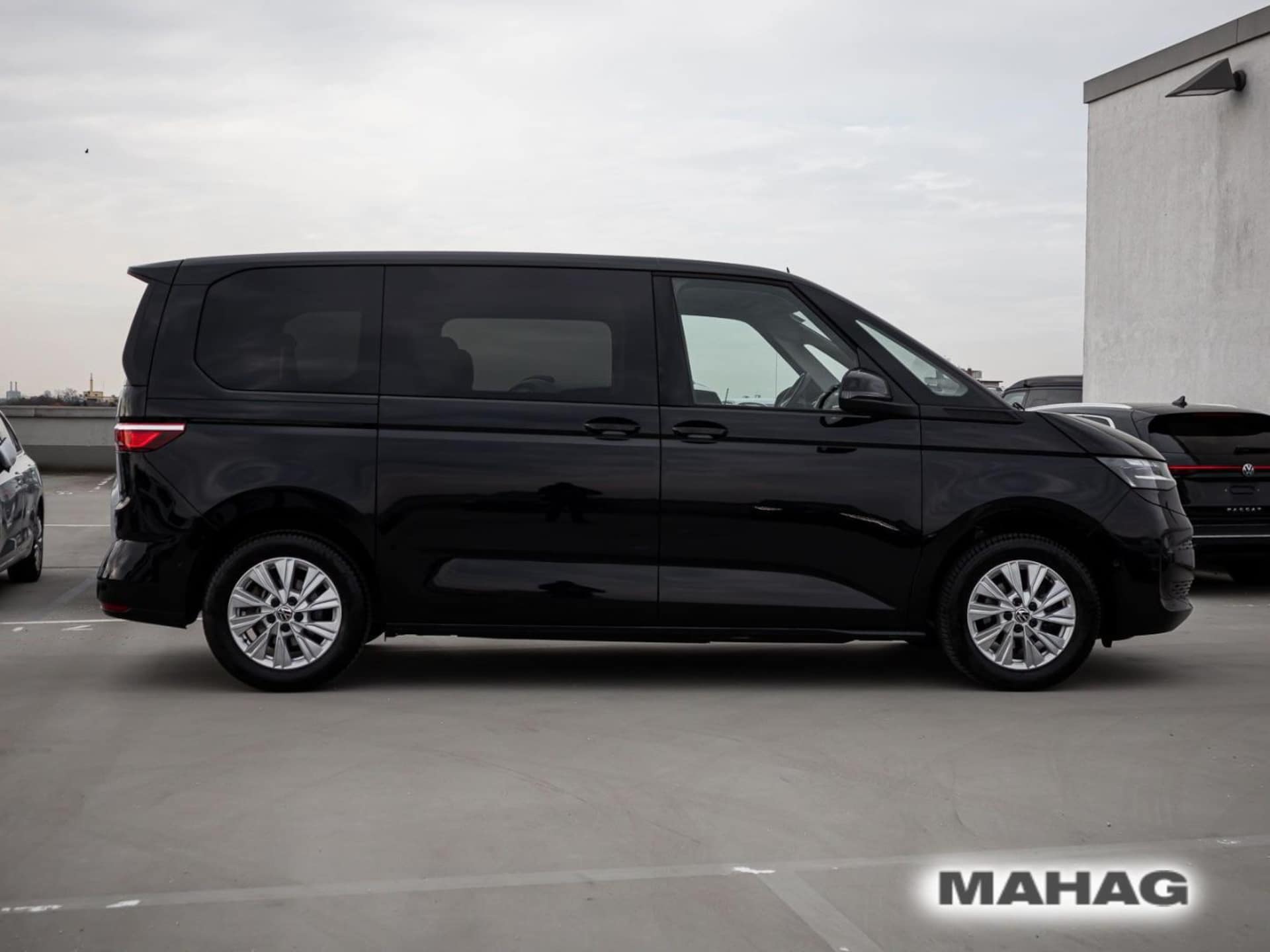 Volkswagen Multivan Basis-Modell