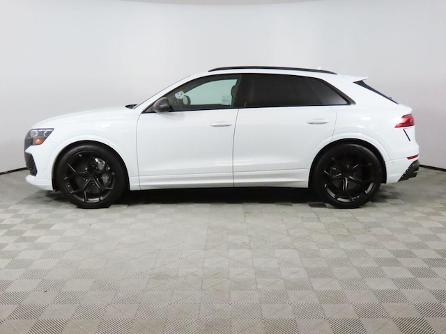 2026 Audi RS Q8 SUV performance