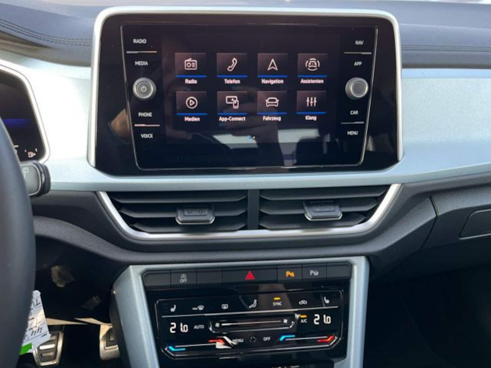 Volkswagen T-Roc Life