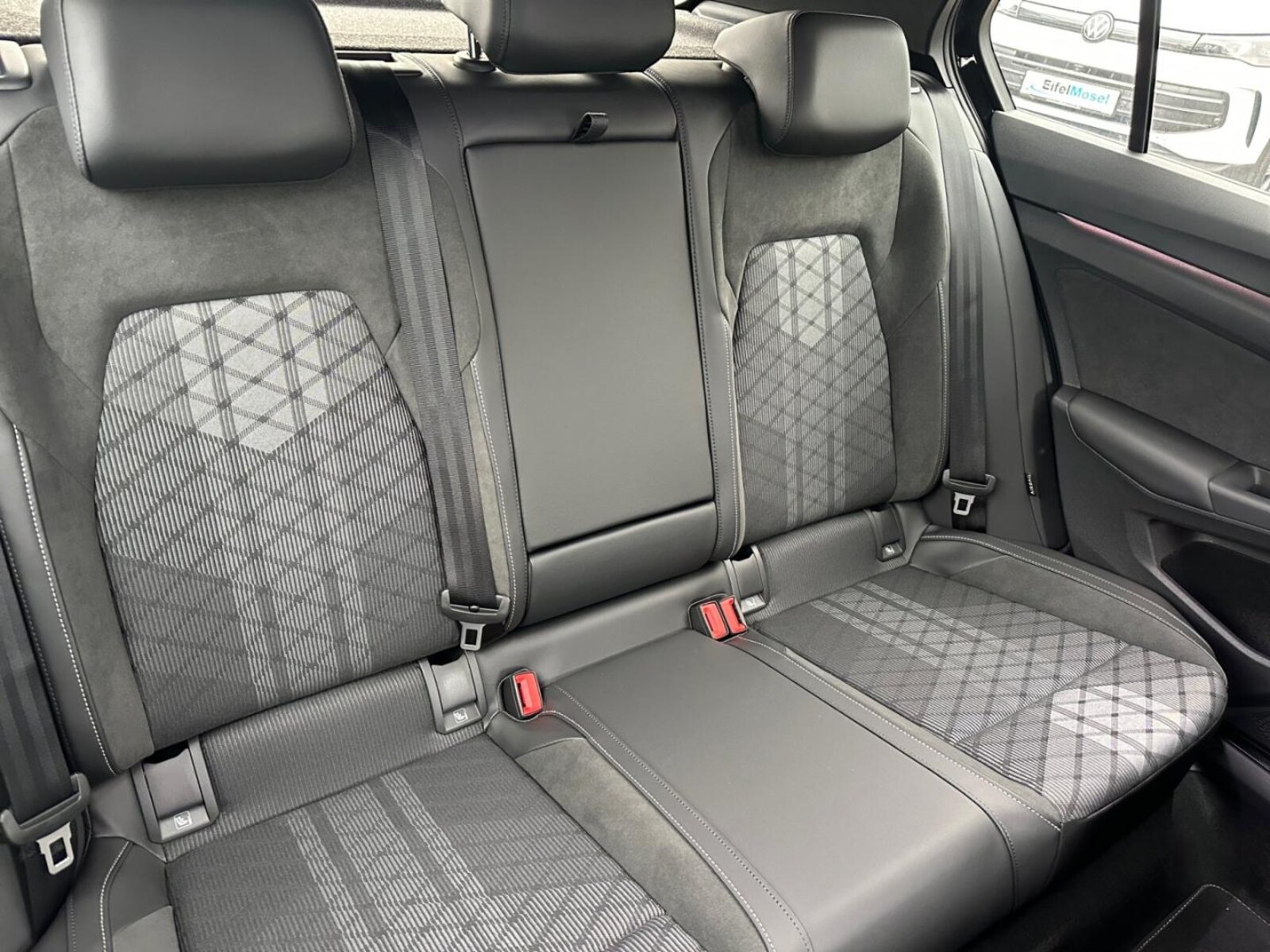 Volkswagen Golf – Bild 10