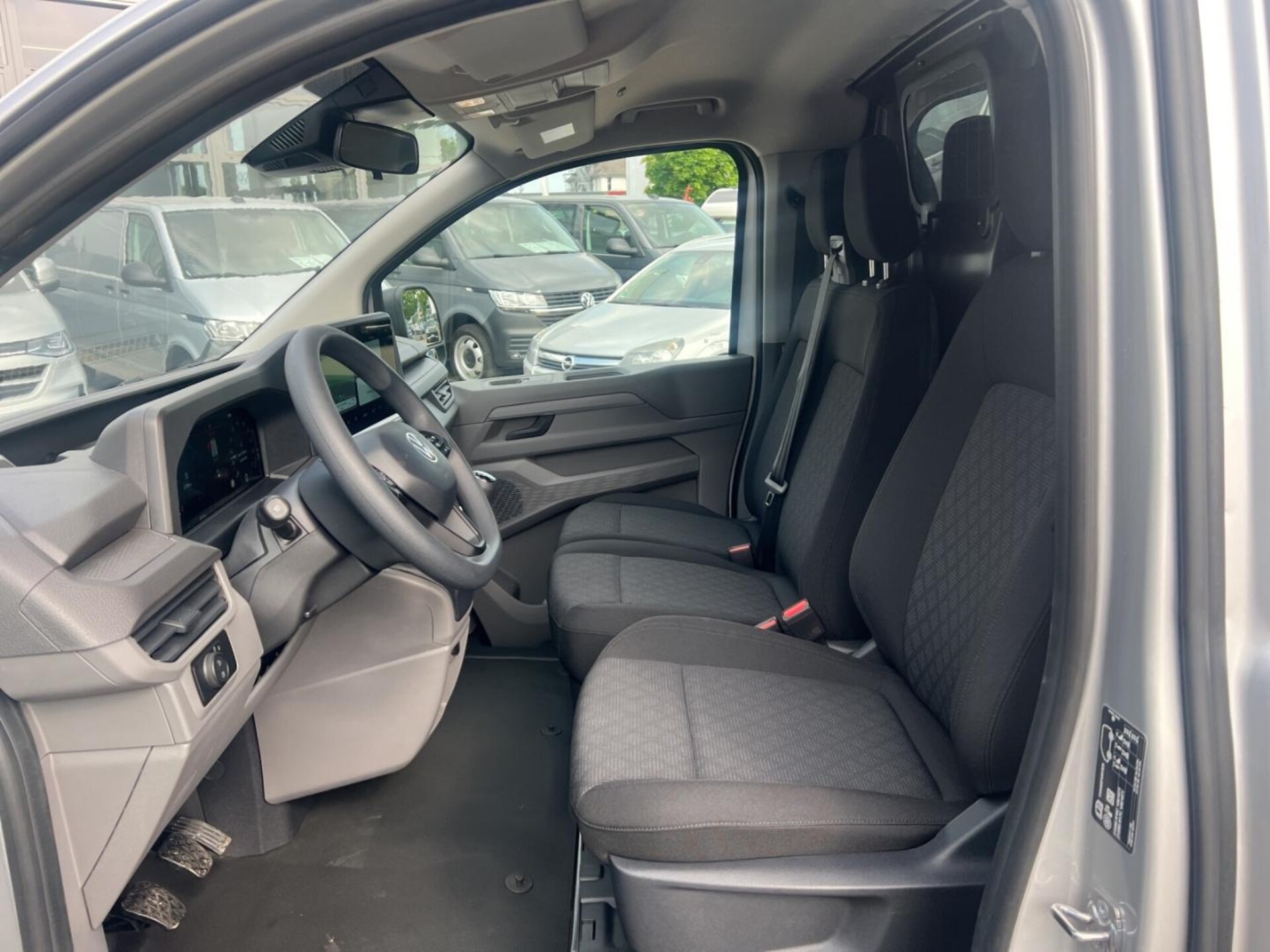 Volkswagen Transporter Kasten langer Radstand