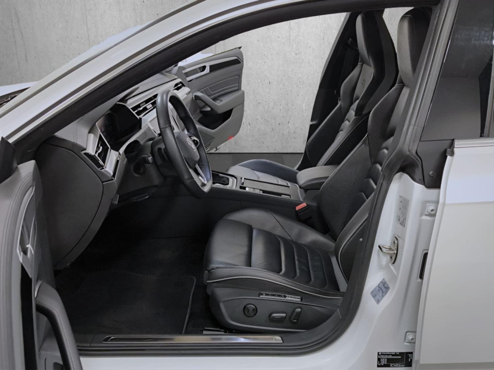 Volkswagen Arteon R-Line