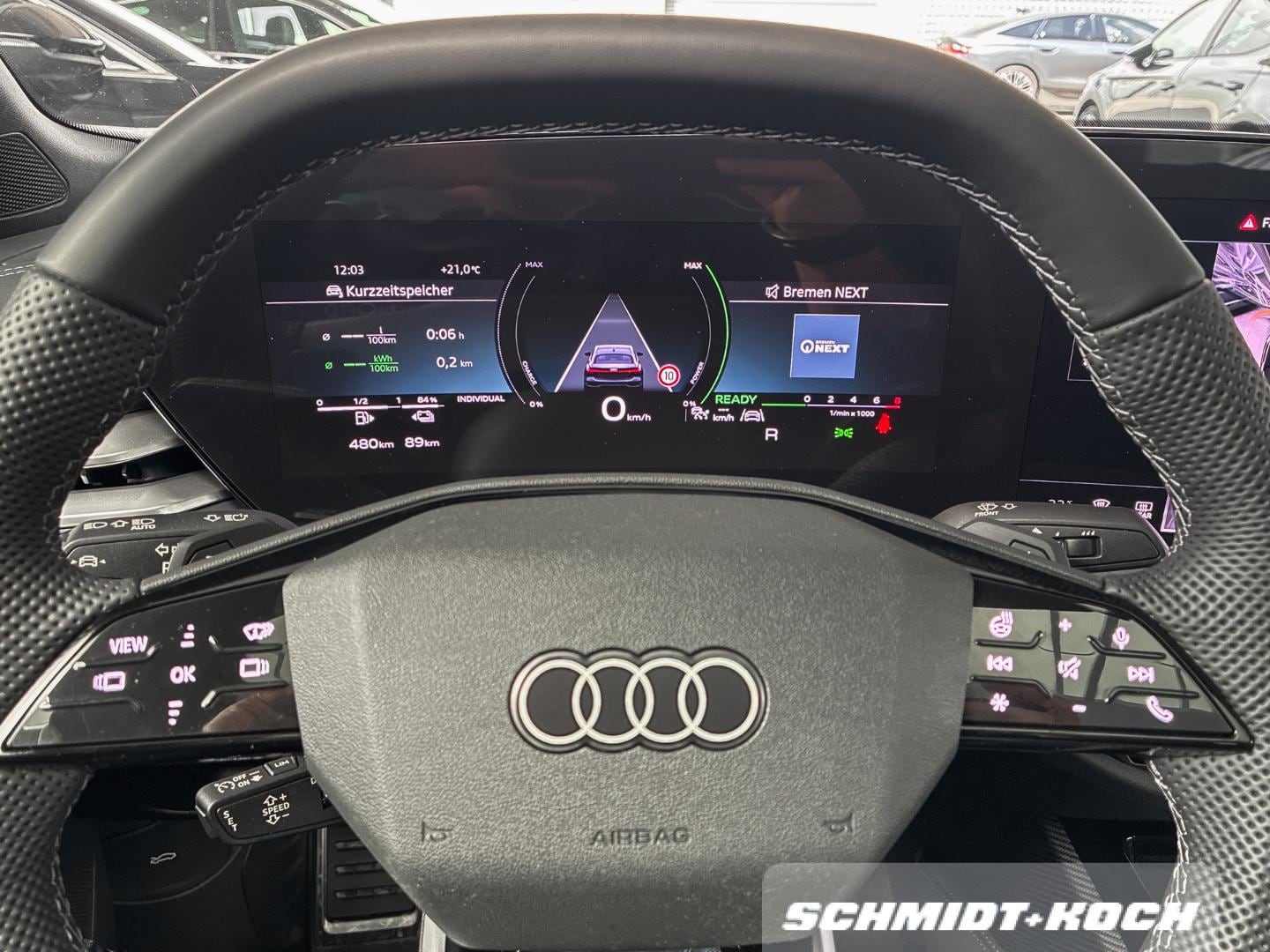 Bild über Audi A5 Limousine e-hybrid e-hybrid quattro 220 kW S tronic - für weitere Informationen kontaktieren Sie den Audi Partner