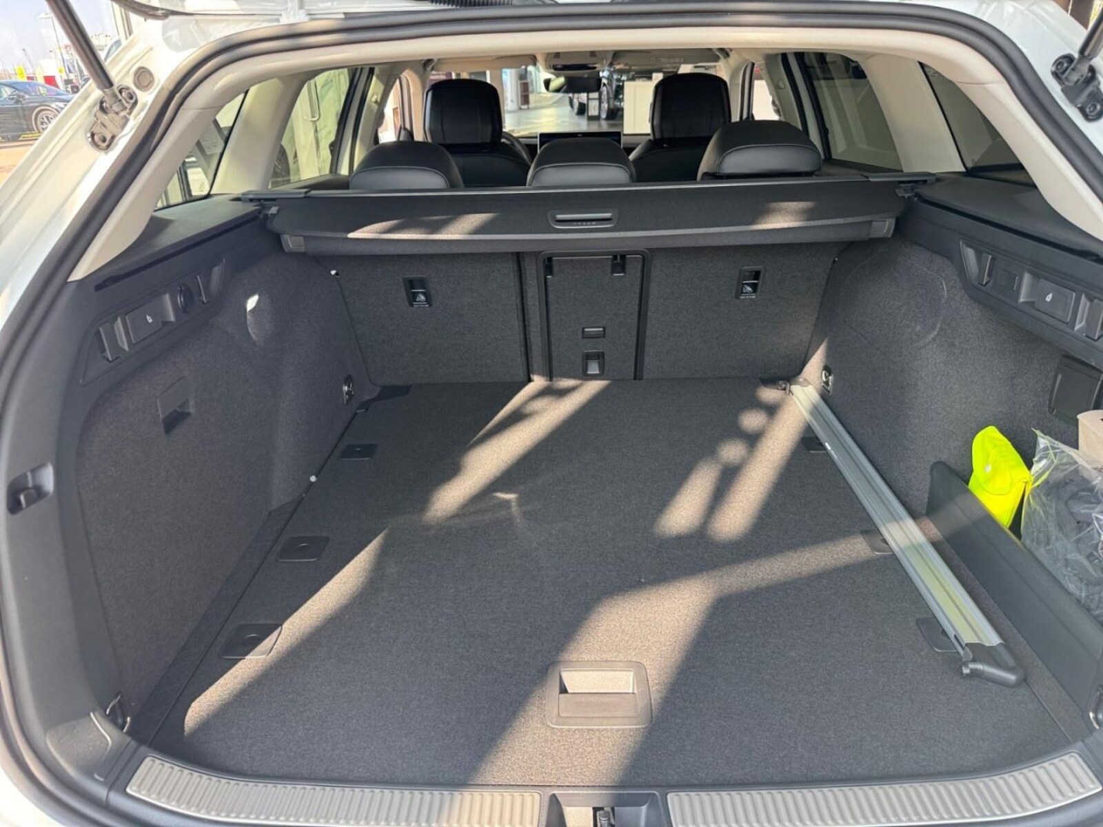Volkswagen Passat – Bild 13