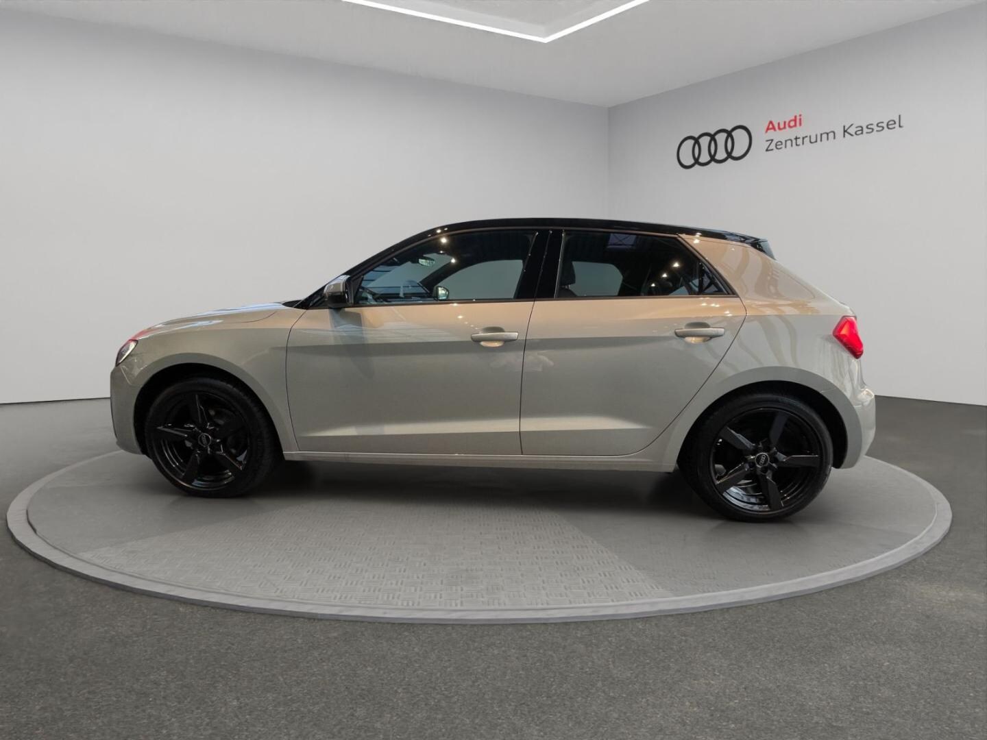 Bild über Audi A1 Sportback 25 TFSI S tronic - für weitere Informationen kontaktieren Sie den Audi Partner
