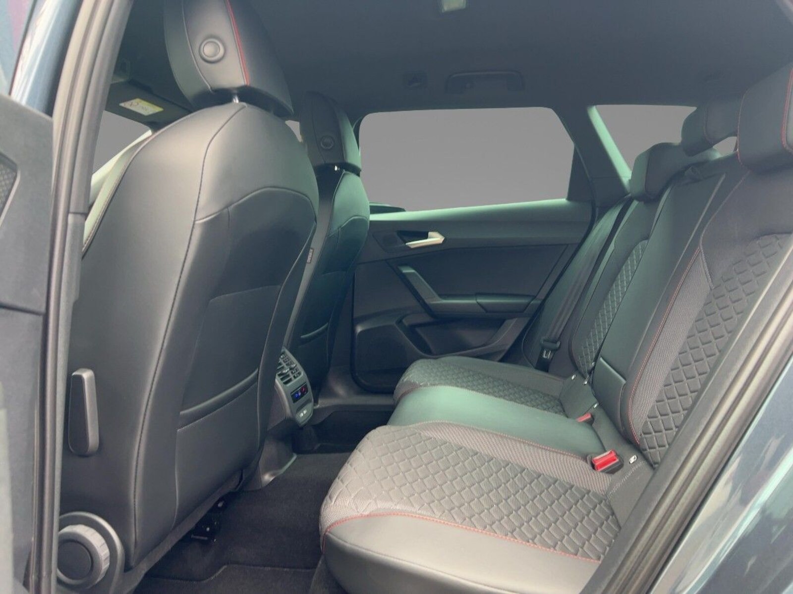 SEAT Leon Sportstourer – Bild 8
