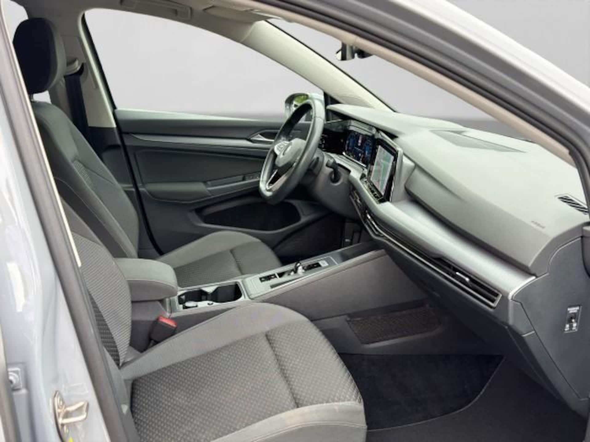 Volkswagen Golf Active