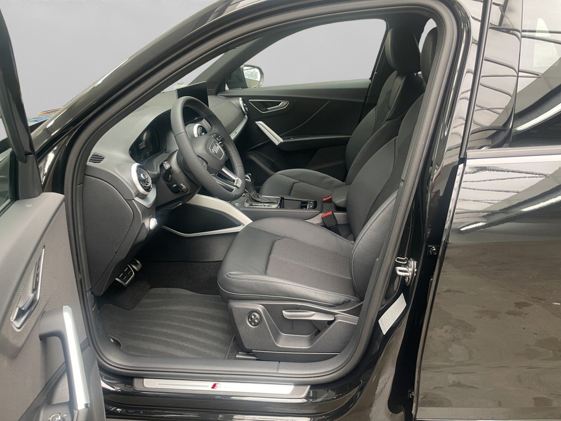 Audi Q2 S line