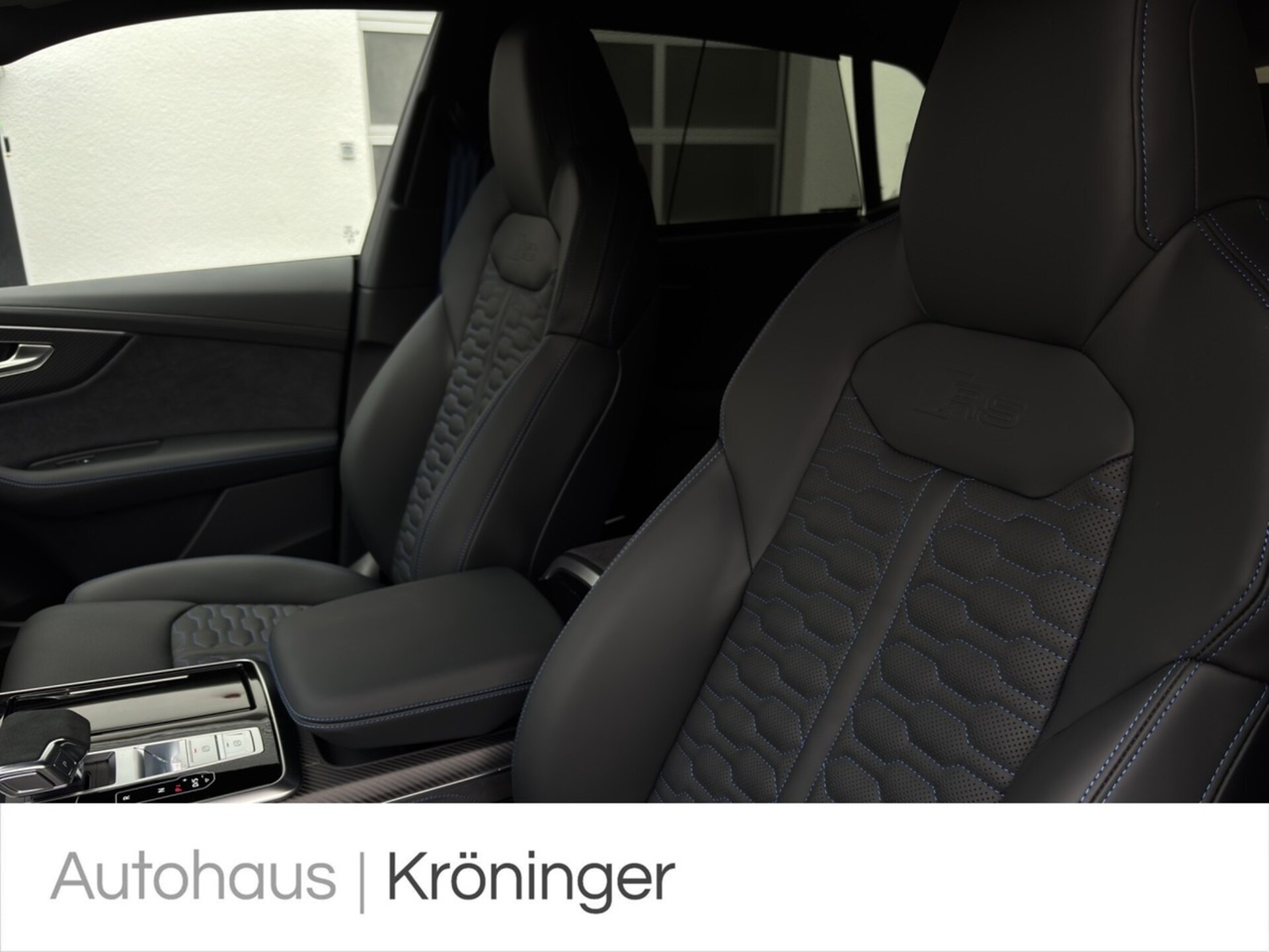 Audi RS Q8 SUV performance