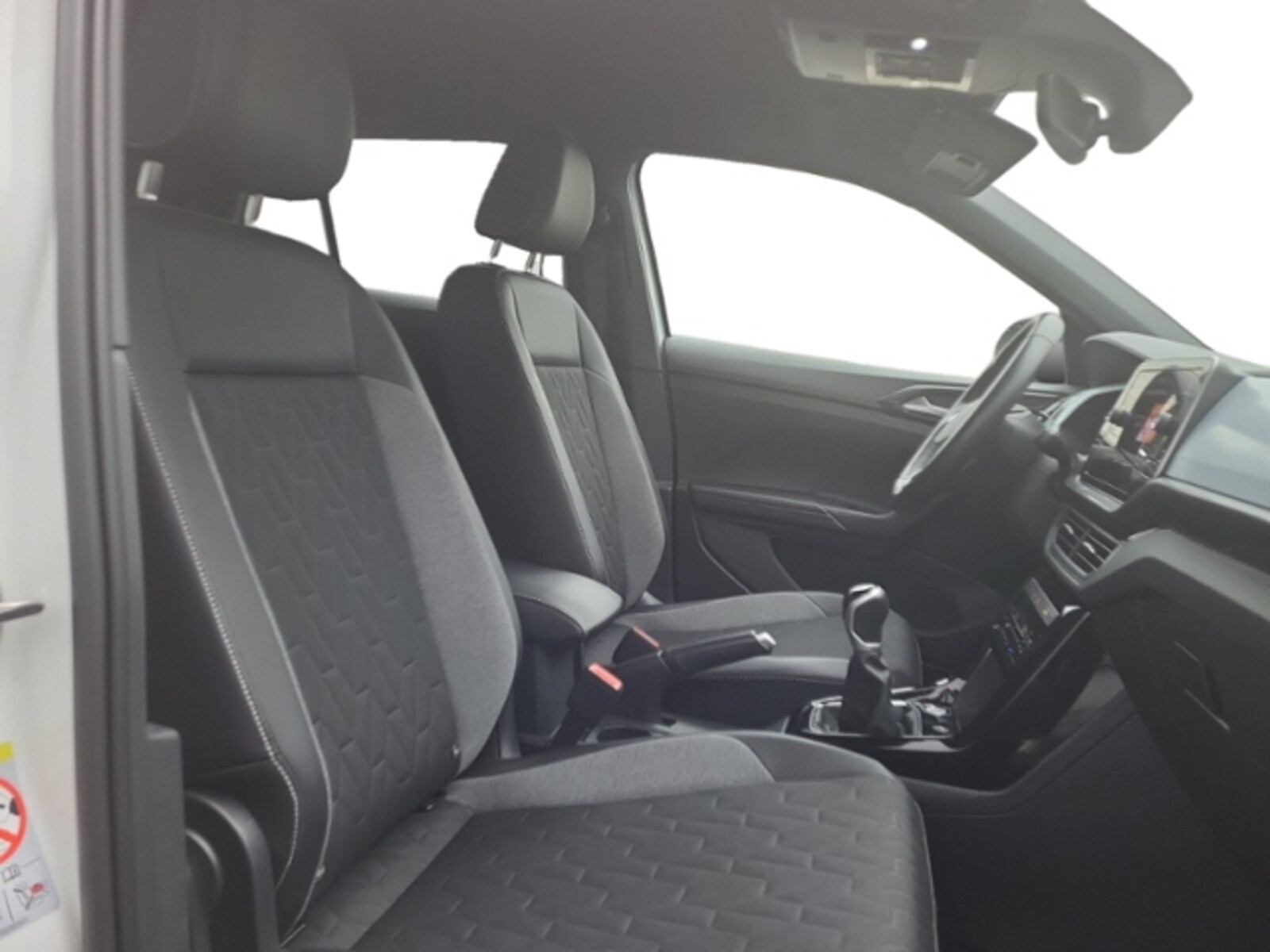 Volkswagen T-Cross – Bild 15