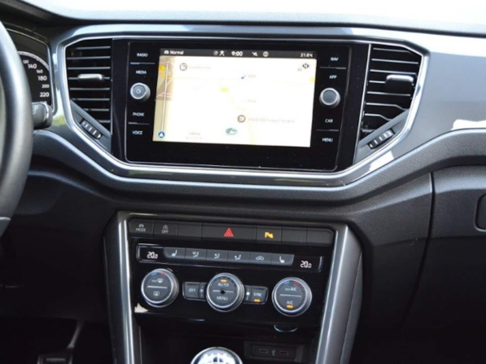 Volkswagen T-Roc Sport