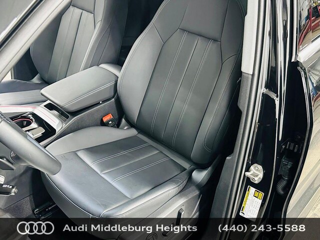 2025 Audi Q5 Premium - Photo 24