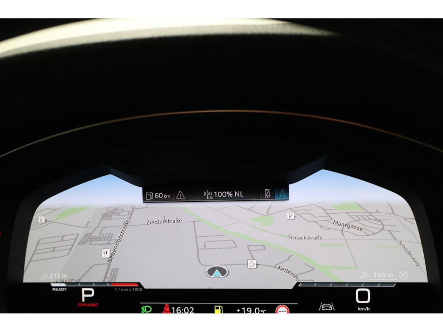 Bild über Audi S6 Limousine TDI quattro tiptronic - für weitere Informationen kontaktieren Sie den Audi Partner