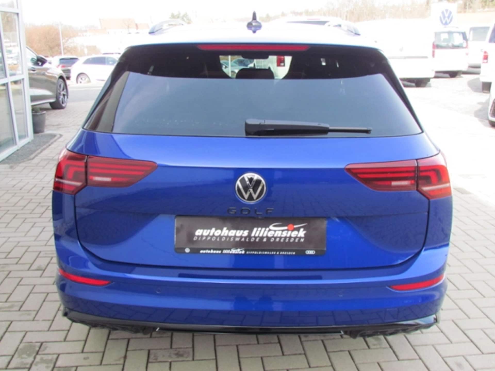 Volkswagen Golf Variant R-Line