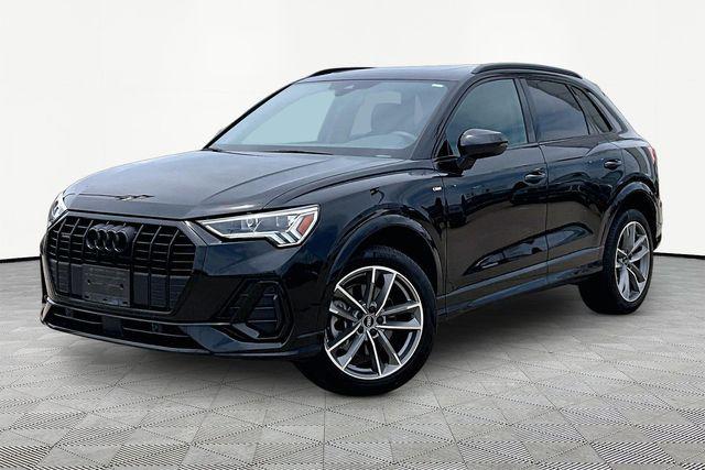 2023 Audi Q3 45 TFSI S Line Premium quattro's photo