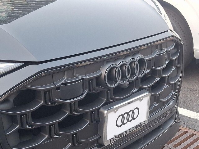 2026 Audi Q8