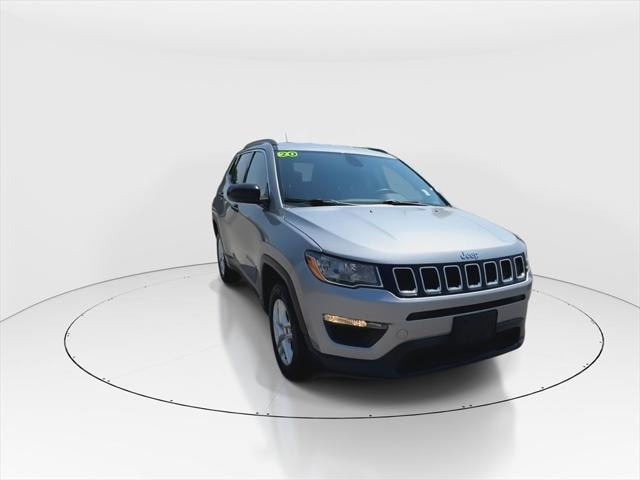 Used 2020 Jeep Compass Sport with VIN 3C4NJCAB6LT257966 for sale in Kansas City