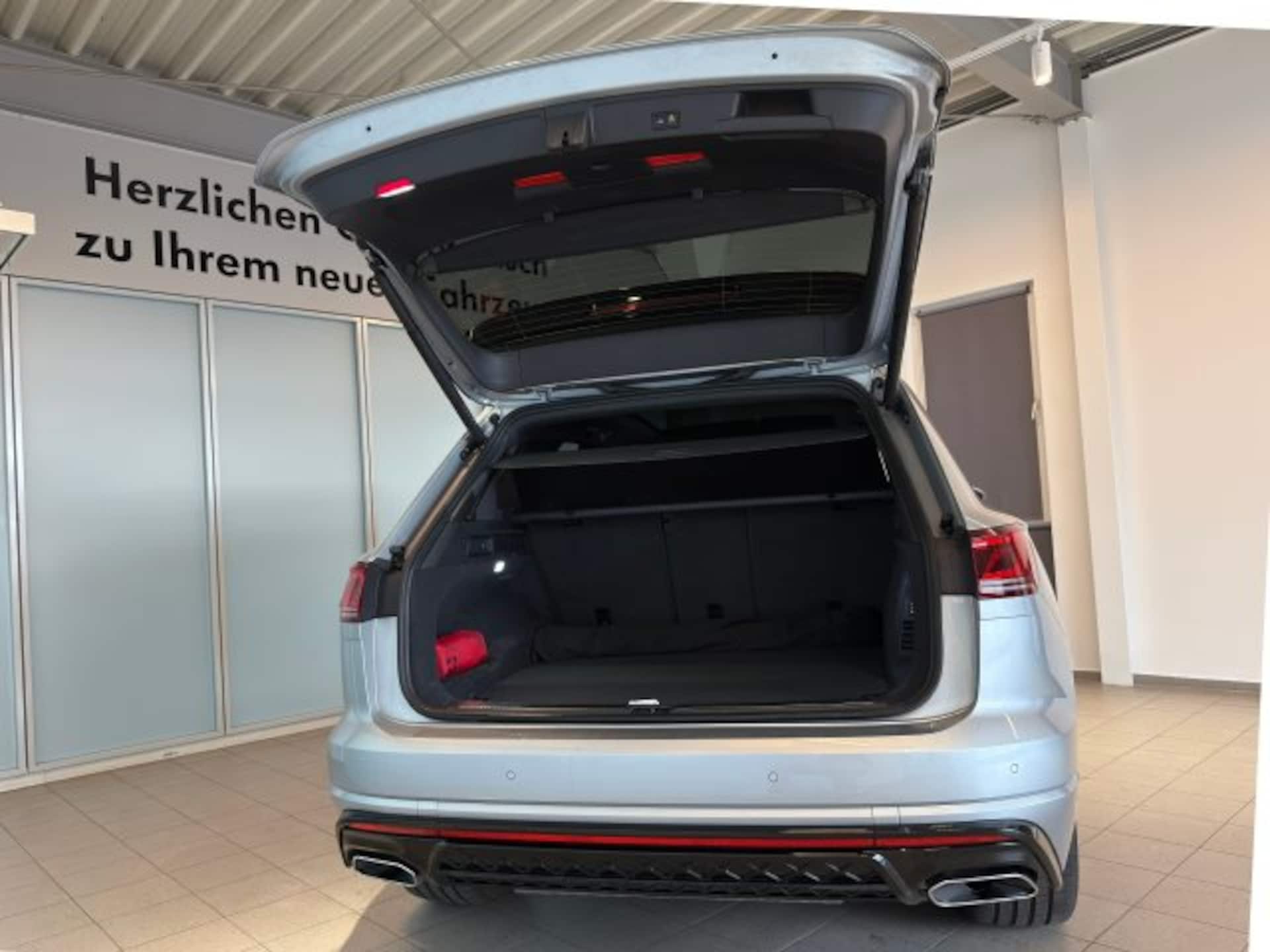 Volkswagen Touareg R-Line